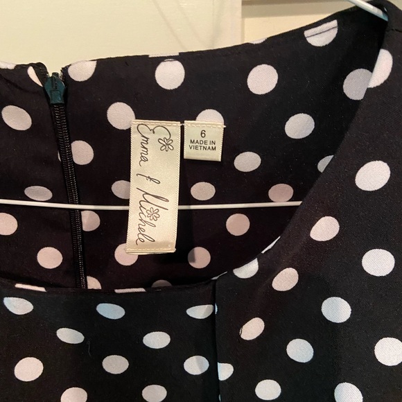 Dress, black with white dots, back zip, belt - Picture 4 of 4